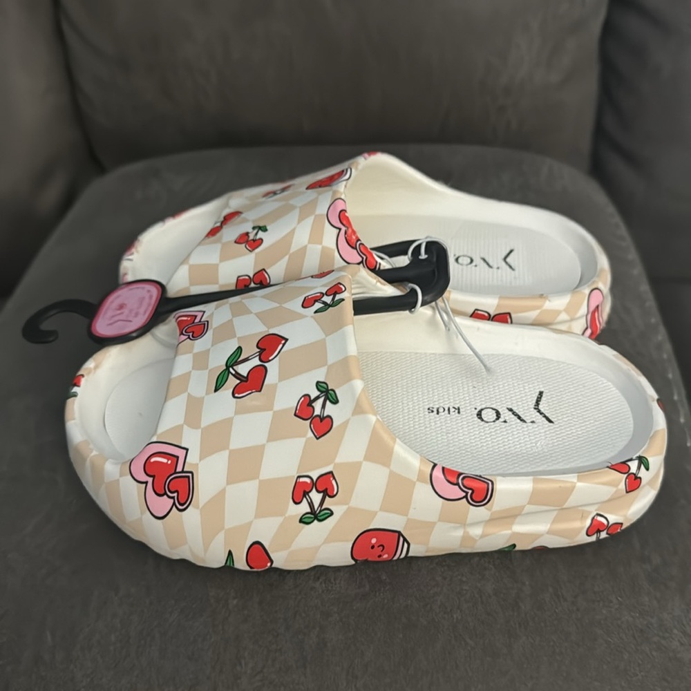 Yvo Kids Shoes - Picture 4 of 4